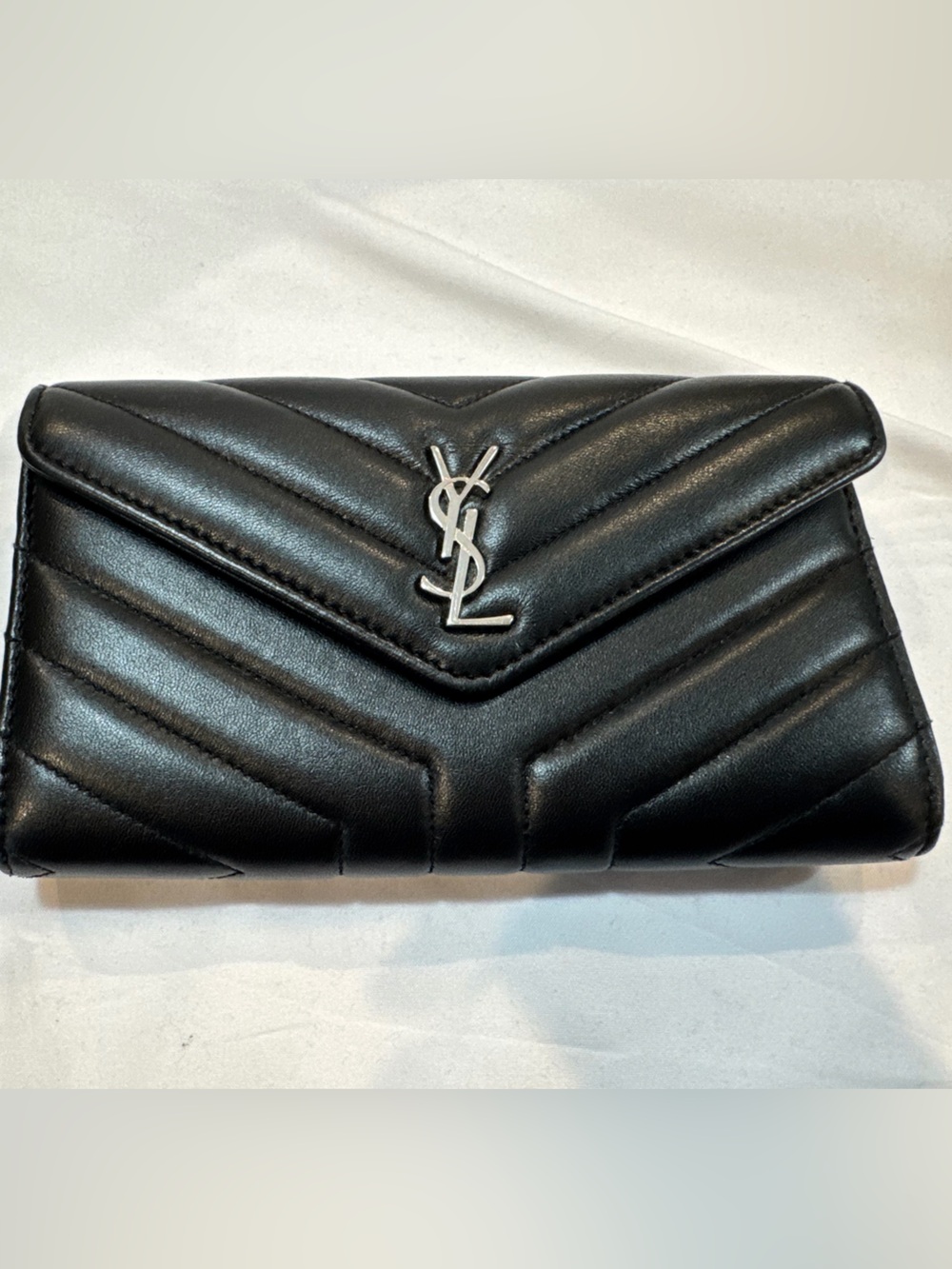 Saint Laurent Lou Lou Wallet - Black Quilted Leather with Silver YSL Logo - Picture 3 of 13